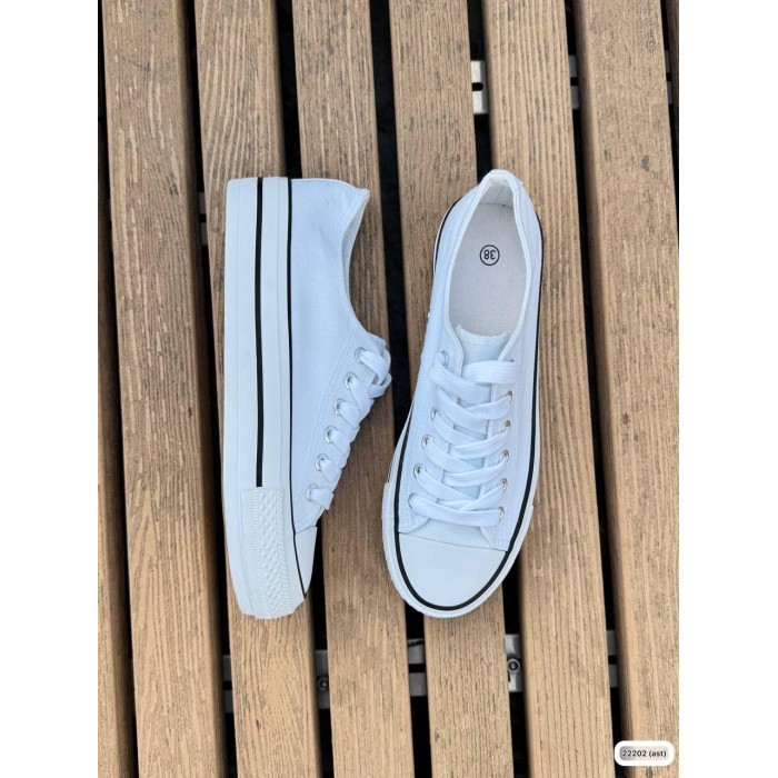 Кеди жіночі взуттєвий текстиль/екошкіра білі на 36,37,38,39р