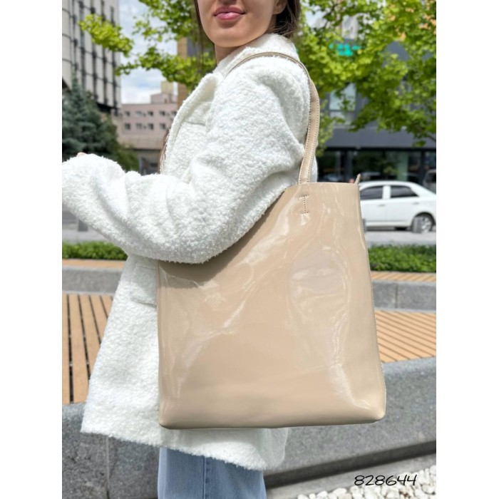 Сумка жіноча шопер натуральна шкіра лак канадка Беж світлий