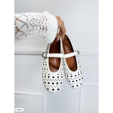 Балетки жіночі з екошкіри колір білий 39р