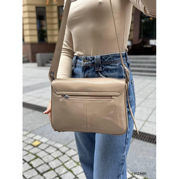 Сумка женская 2 отделения Polina лак натуральная кожа Бежевая