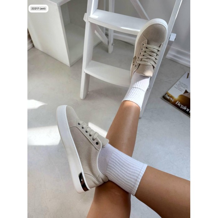 Кеди жіночі бежеві натуральна замша на 38,40р