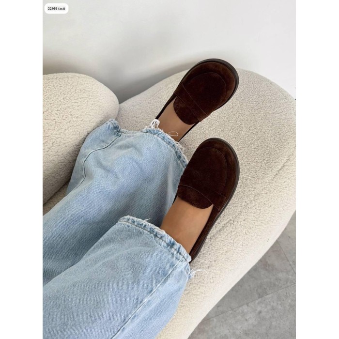 Туфлі/Лофери жіночі колір:шоколад натуральна замша 36,38р