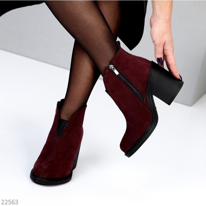 Ботильйони жіночі натуральна замша колір-бордо деми 40р