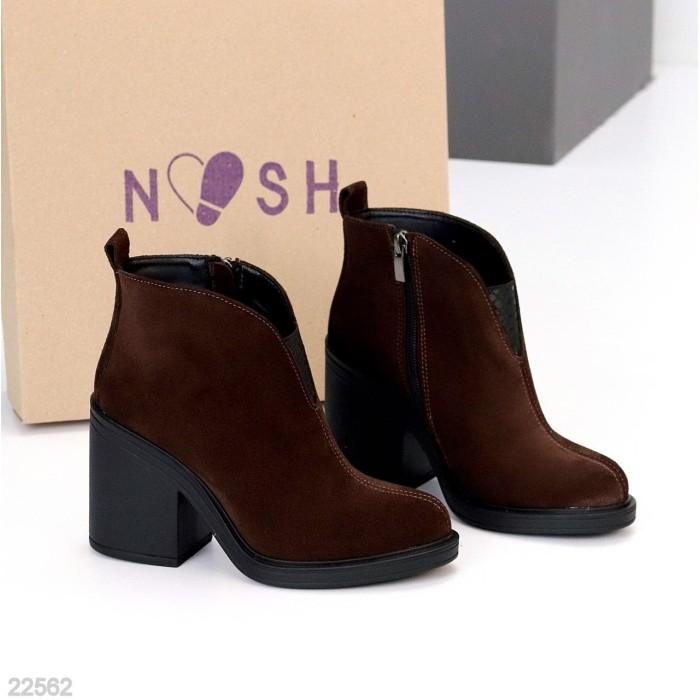 Ботильйони жіночі натуральна-замша колір-шоколад деми 37,38,39,40р