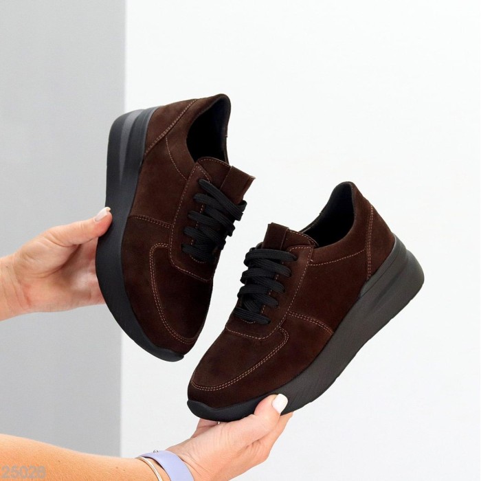 Кросівки жіночі натуральна-замша шоколад 37,40р