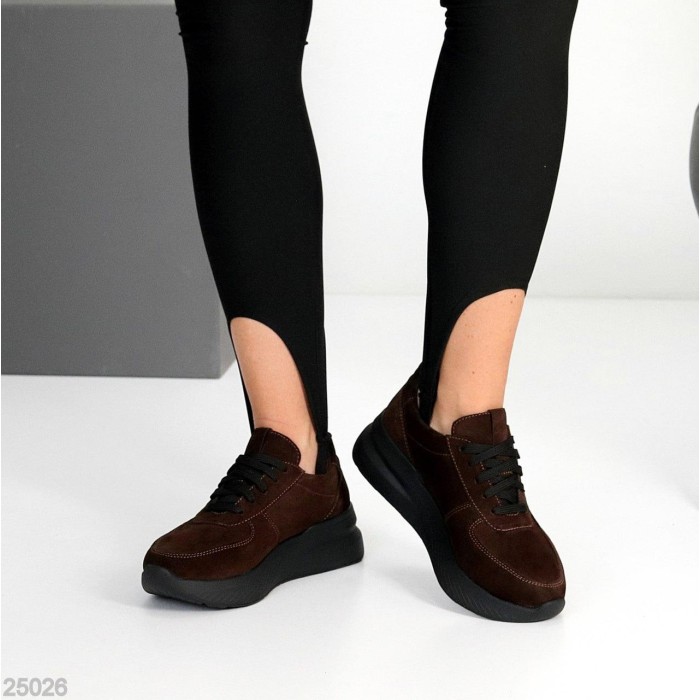 Кросівки жіночі натуральна-замша шоколад 37,40р