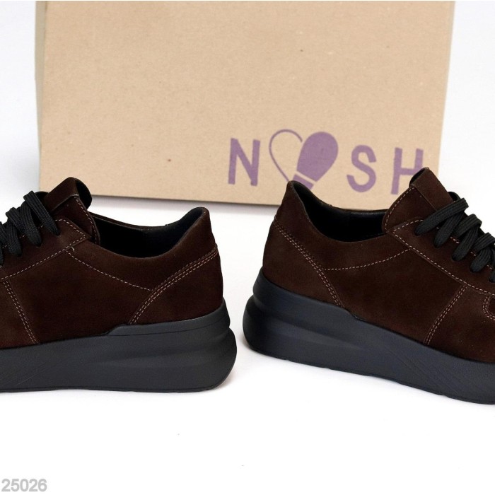 Кросівки жіночі натуральна-замша шоколад 37,40р