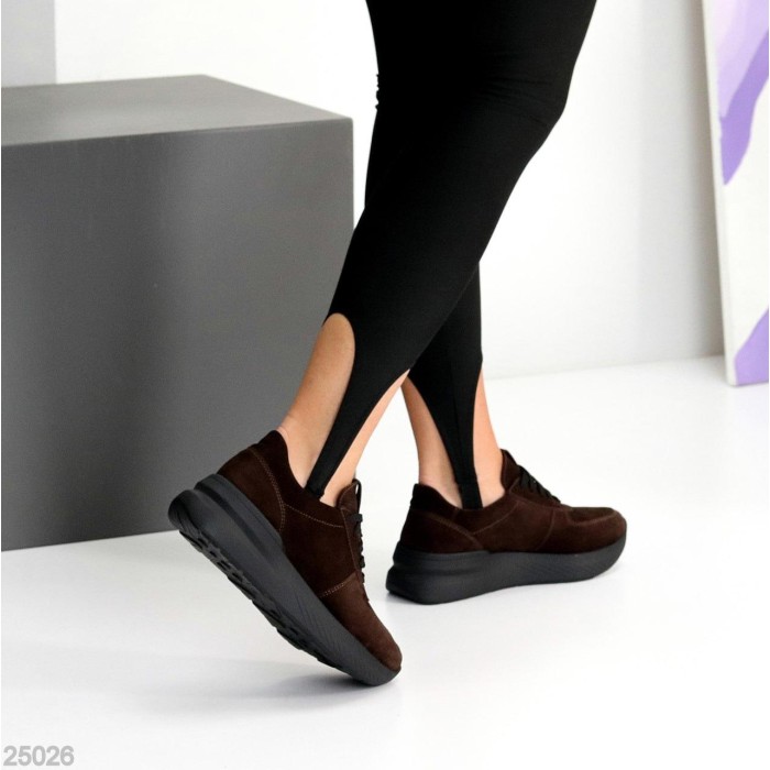 Кросівки жіночі натуральна-замша шоколад 37,40р