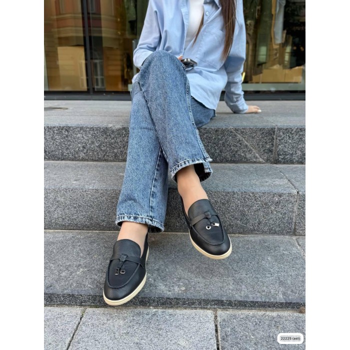 Туфлі/Лофери жіночі натуральна кожа Чорні 36,39,41р