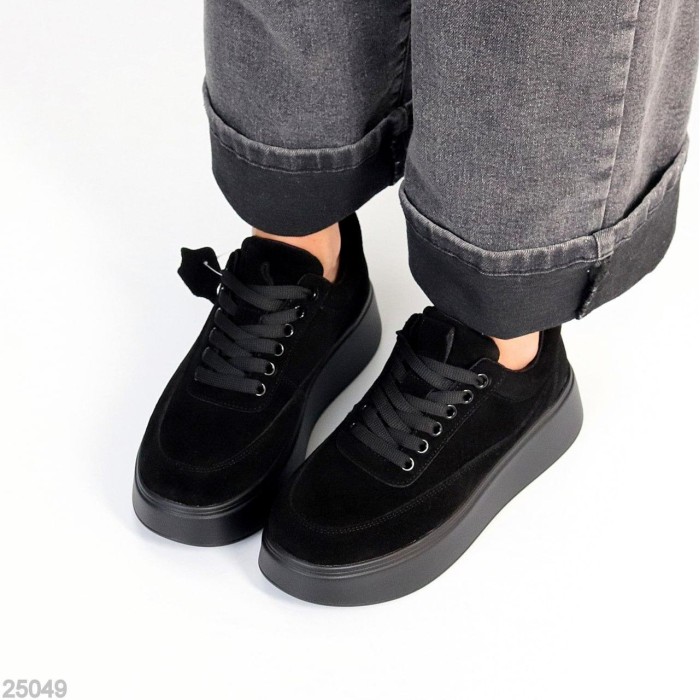 Кросівки жіночі натуральна замша чорні 38,39,40,41р