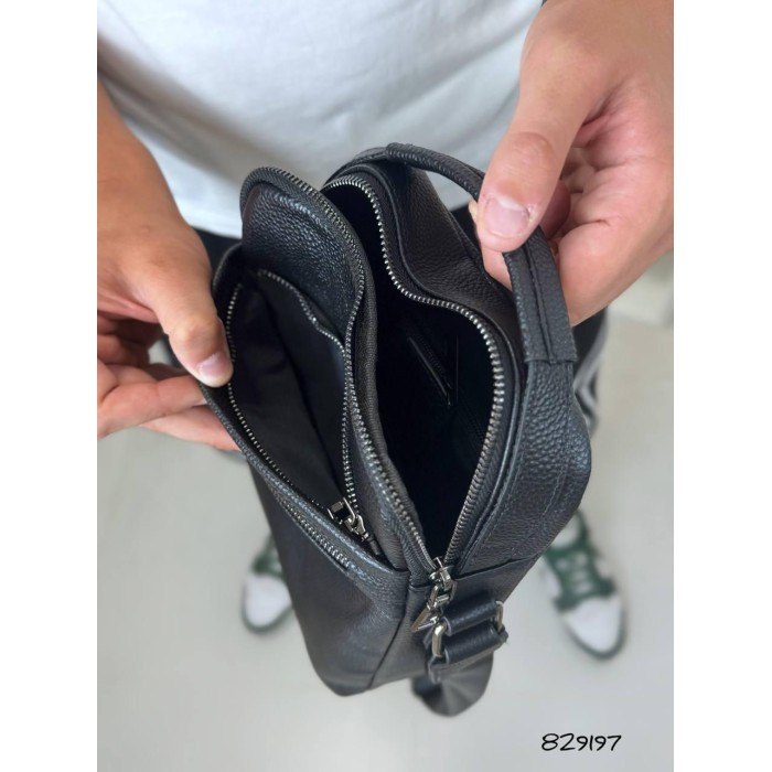 Сумка чоловіча чоловіча з ручкою Кросбоді натуральна шкіра Чорна