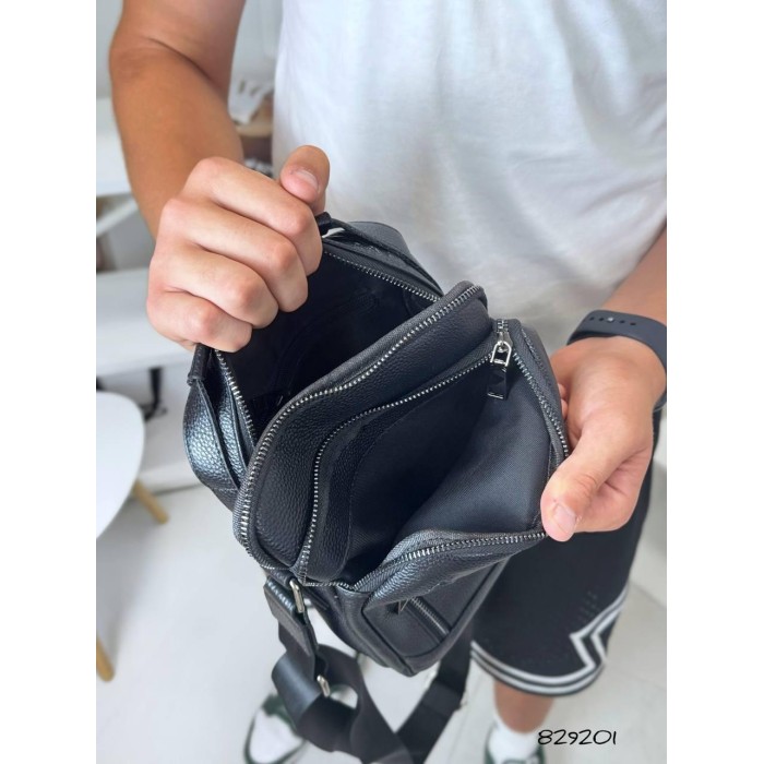 Сумка чоловіча з ручкою Кросбоді натуральна шкіра Чорна