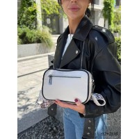 Сумка жіноча Боттега  з натуральної  шкіри колір: Молочний