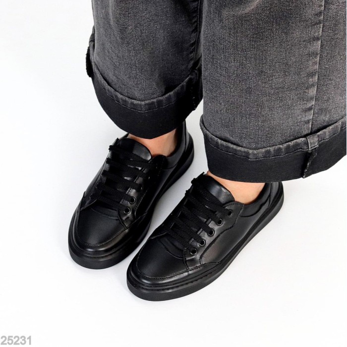 Кеди жіночі натуральна шкіра чорні 36,37,38,39,40р