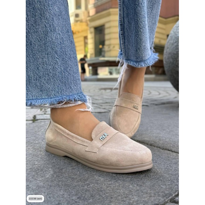 Туфлі/Лофери жіночі натуральна замша беж на 38.5,39,40,41р