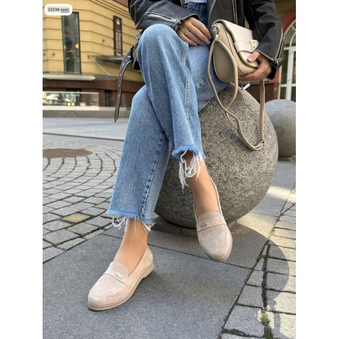 Туфлі/Лофери жіночі натуральна замша беж на 38.5,39,40,41р