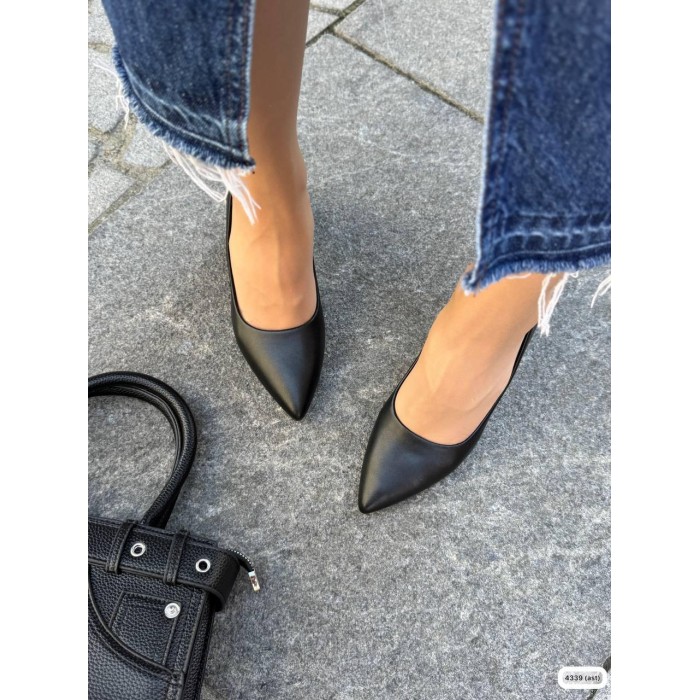 Туфлі жіночі натуральна шкіра чорні 39р