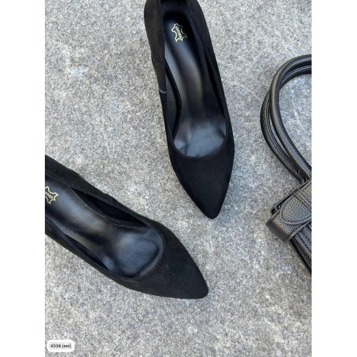 Туфлі жіночі натуральна замша чорні 35р