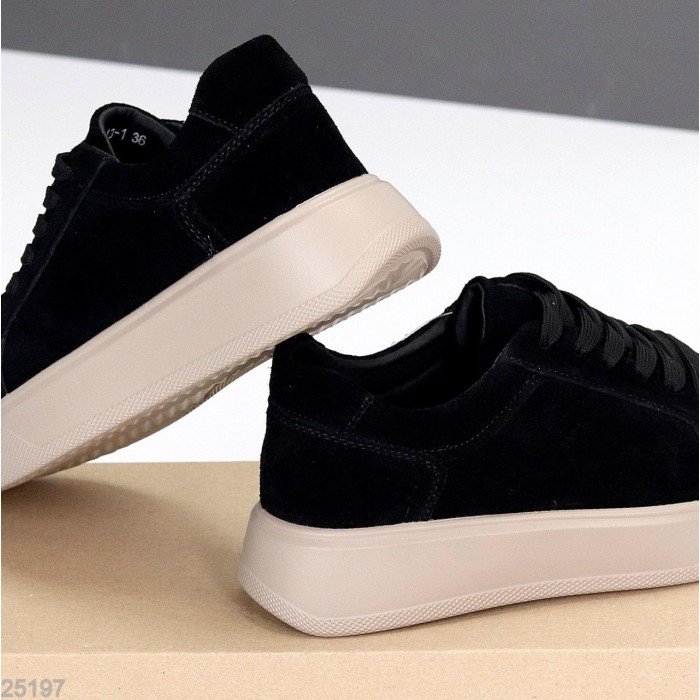 Кеди жіночі натуральна замша чорні 38,39р