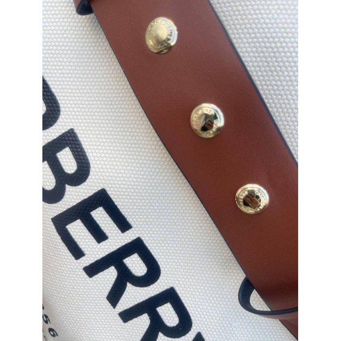 Сумка жіноча Burberry преміум комбіі натуральна шкіра Молочний