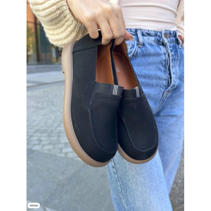 Туфлі/Лофери жіночі натуральна шкіра Чорні 36,38,39,41р