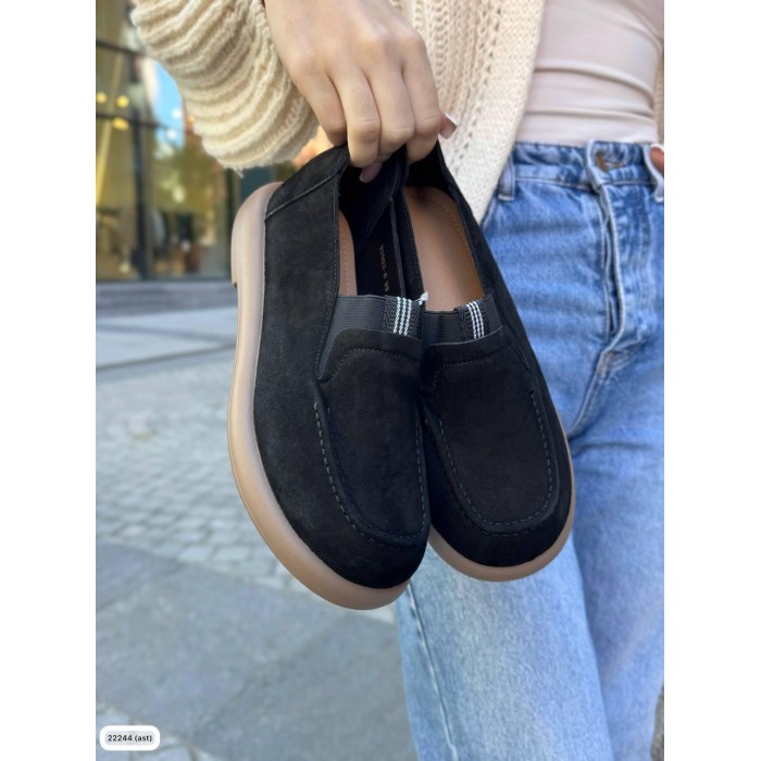 Туфлі/Лофери жіночі натуральна замша Чорні 36,37р