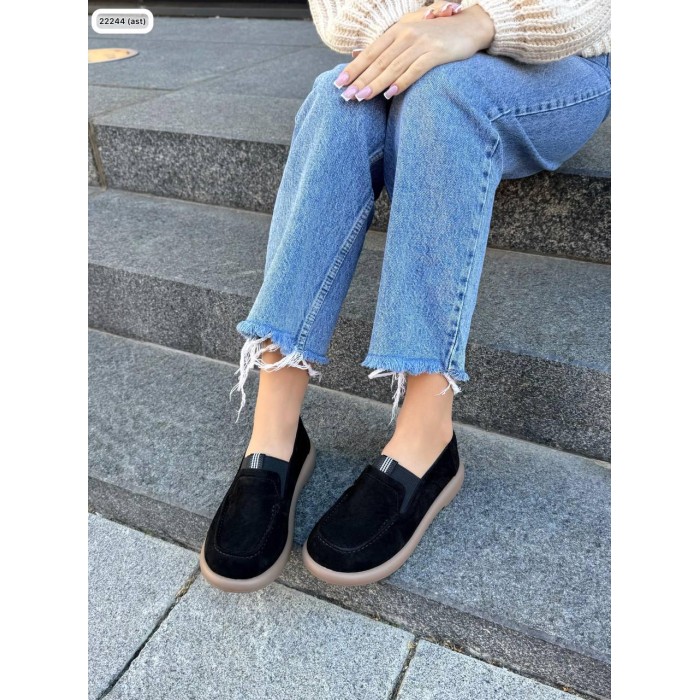 Туфлі/Лофери жіночі натуральна замша Чорні 36,37р