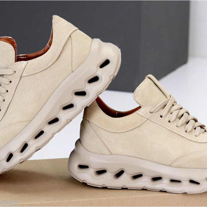 Кросівки жіночі натуральна замша колір беж 36,38,39р