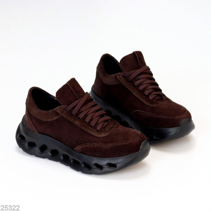 Кросівки жіночі натуральна-замша шоколад 36,39р