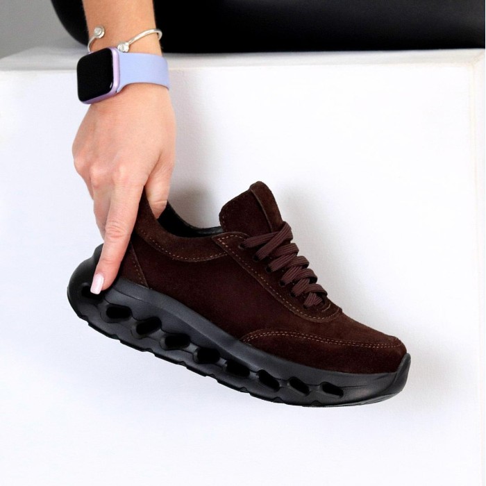 Кросівки жіночі натуральна-замша шоколад 36,39р