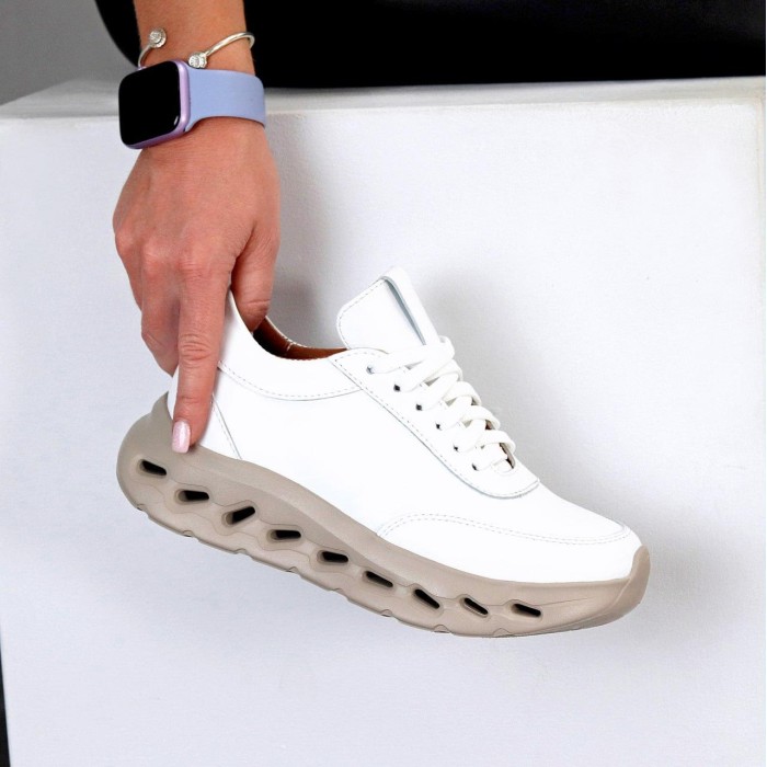 Кросівки жіночі натуральна шкіра білі 36,37,38р