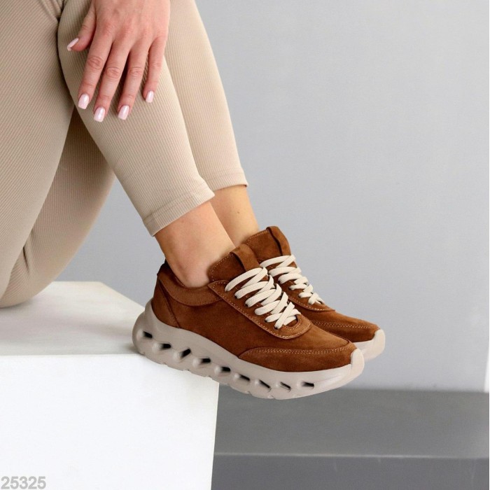 Кросівки жіночі натуральна замша колір беж 36,37,38р