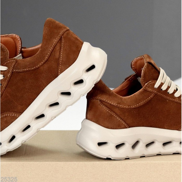 Кросівки жіночі натуральна замша колір беж 36,37,38р