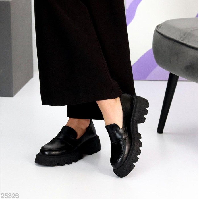 Лоферы женские натуральная кожа черные 36,38р