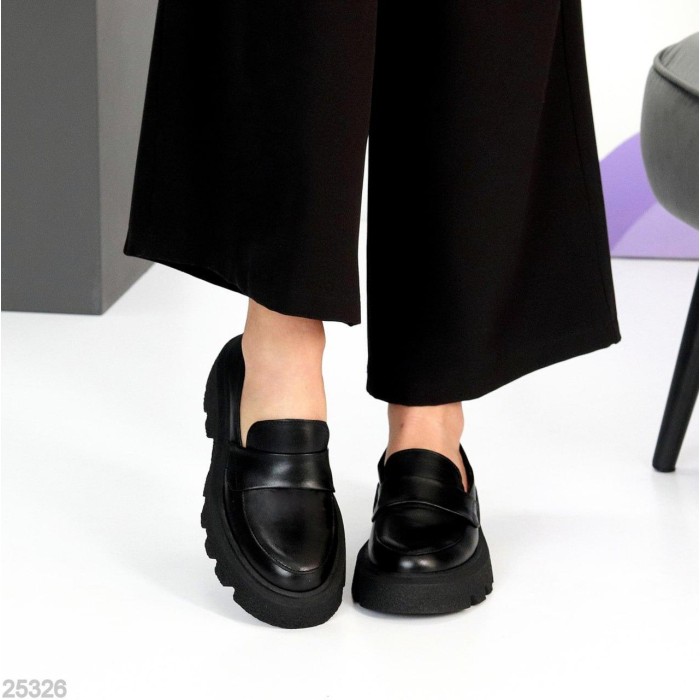 Лоферы женские натуральная кожа черные 36,38р