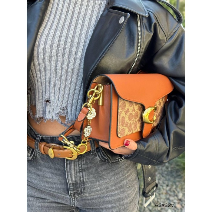 Сумка жіноча Coach 2 відділиз натуральної люкс шкіри Кемел, Капучино, Чорна