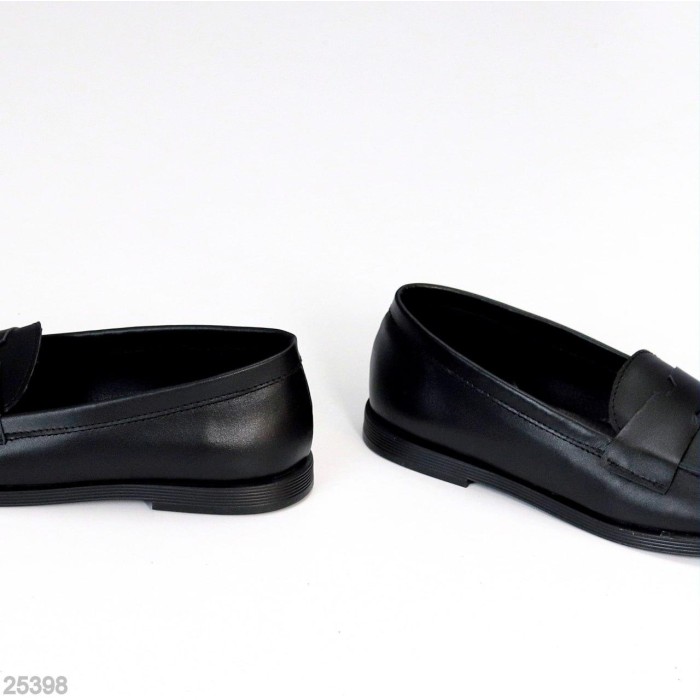 Лофери жіночі натуральна шкіра чорні 36,37,38,39р