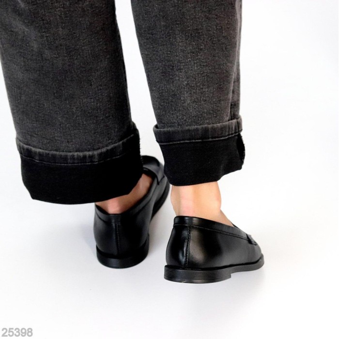 Лофери жіночі натуральна шкіра чорні 36,37,38,39р