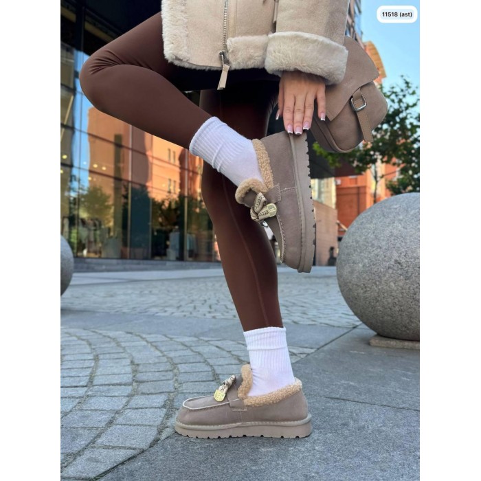 Уггі жіночі натуральна замша колір: беж зима на 35.5р.