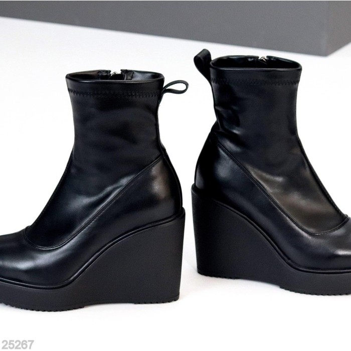 Ботильйони жіночі еко-шкіра колір-чорний демі 40р