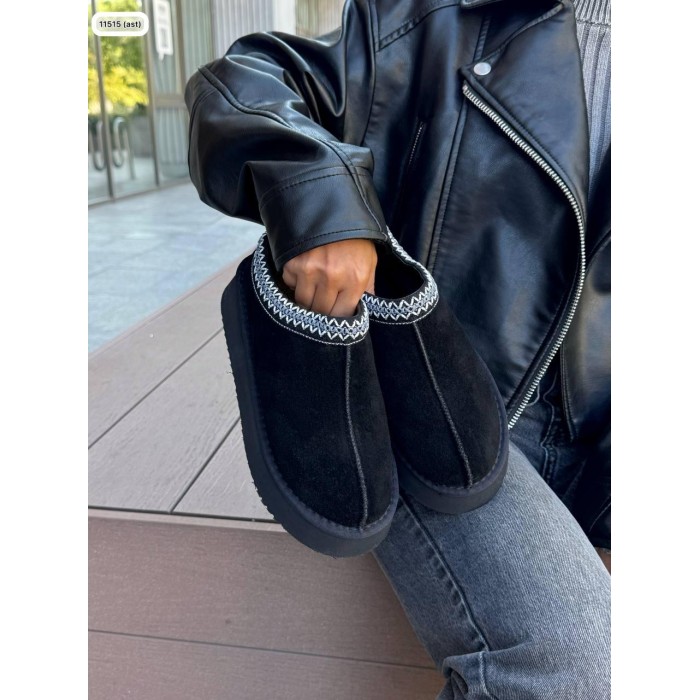 Уггі жіночі короткі натуральна замша колір: чорний зима на 38р.