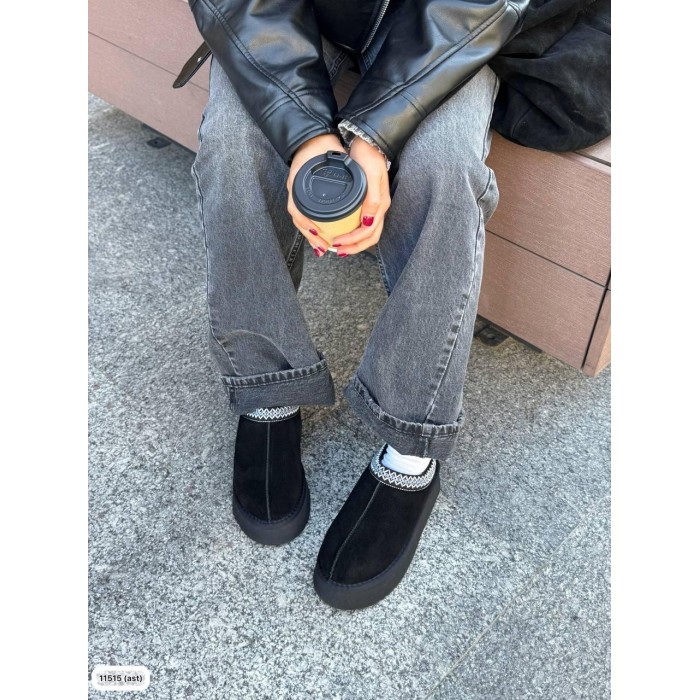 Уггі жіночі короткі натуральна замша колір: чорний зима на 38р.