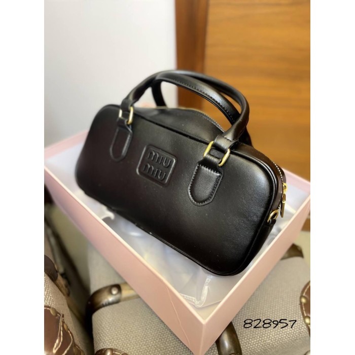 Сумка жіноча МіуМіу натуральна шкіра Чорна