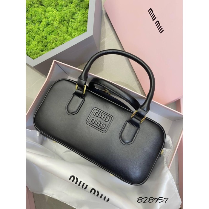 Сумка жіноча МіуМіу натуральна шкіра Чорна