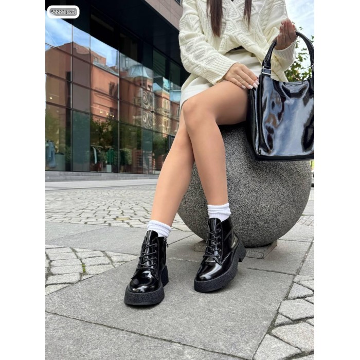 Черевики жіночі натуральна шкіра чорні демі 39,41р