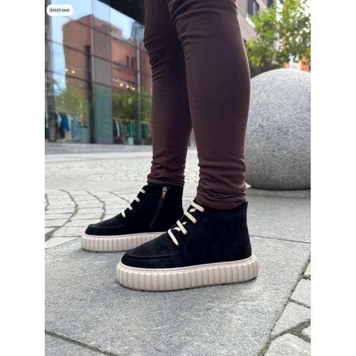 Черевики жіночі натуральна замша чорні деми 38,39р