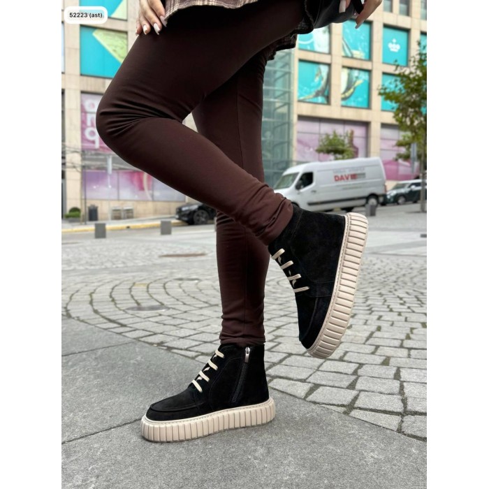 Черевики жіночі натуральна замша чорні деми 38,39р