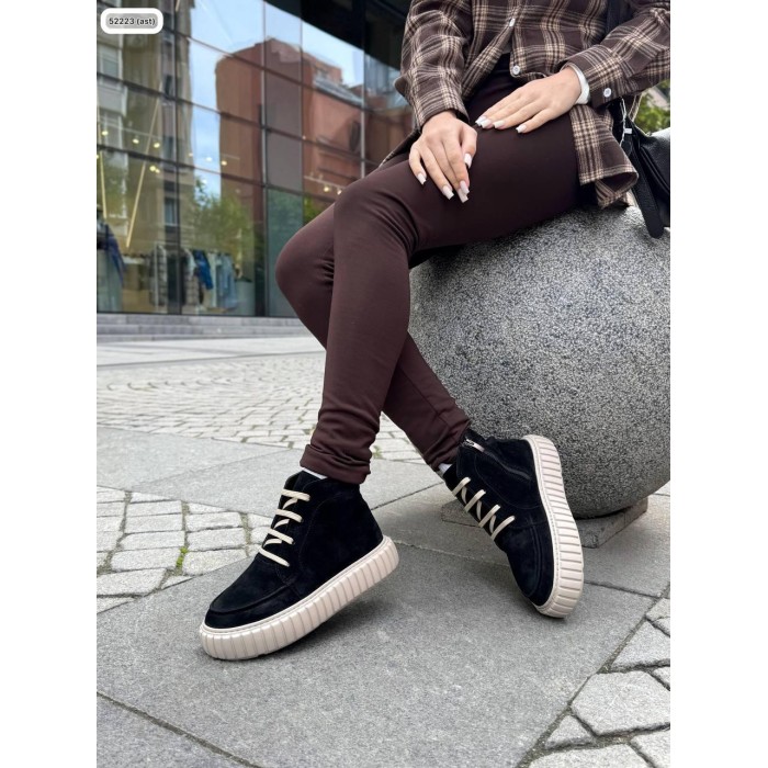 Черевики жіночі натуральна замша чорні деми 38,39р