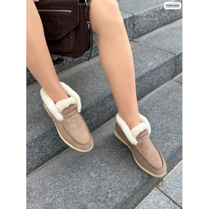 Туфлі/Лофери жіночі колір:капучино натуральна замша 39р