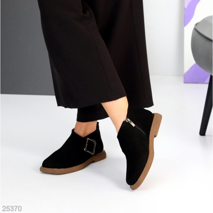 Туфлі жіночі натуральна замша чорні 40р